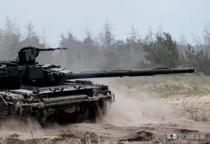 Hiện lực lượng cứu viện của quân đội Ukraine vẫn mắc kẹt ở trung tâm thành phố, quân Nga tiếp tục phong tỏa; lực lượng giải cứu tiếp tục câu giờ rút để quân chủ lực Ukraine đột phá. Quân đội Ukraine thông báo, giao tranh ác liệt trên hướng Pavlivka ở phía nam, Prechystivka ở phía tây nam và Vodiane ở phía đông bắc.