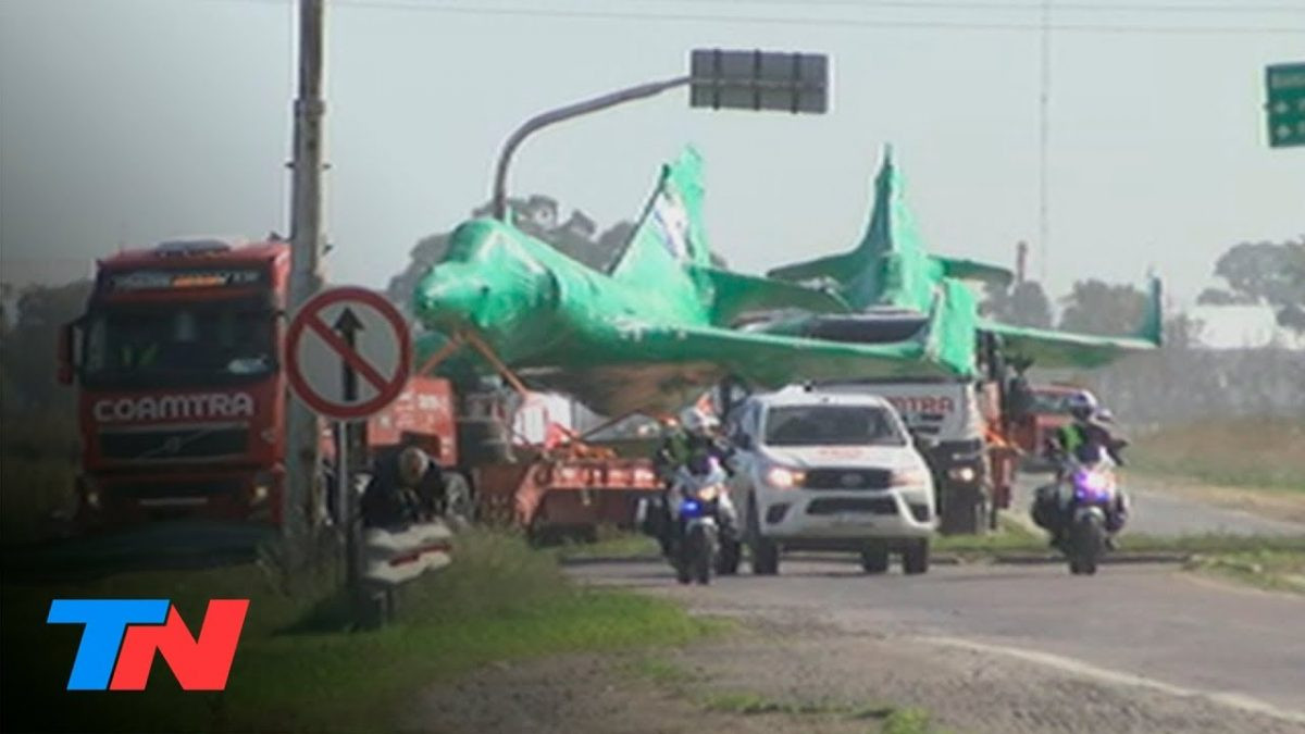 Thông tin cũng cho biết, vì những chiếc máy bay Super Étendard, sẽ không chuyển trực tiếp từ Argentina đến Ukraine. Nên về mặt lý thuyết, Argentina “không liên quan trực tiếp” đến cuộc xung đột Nga-Ukraine và nguy cơ đối đầu trực tiếp với Nga sẽ do Điện Elysee (dinh tổng thống Pháp) gánh chịu. 