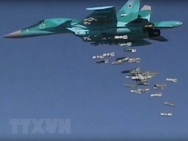 Theo thông tin chính thức do Quân đội Nga cung cấp, Không quân Nga đã huy động hơn 240 máy bay chiến đấu bao gồm, máy bay chiến đấu tàng hình Su-57, máy bay cường kích mặt đất Su-24, Su-25; chiến đấu cơ hạng nặng Su-27, Su-30 và Su- 35. 