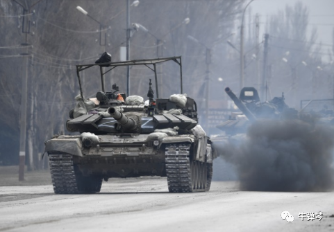 Điềm xấu thứ nhất cho Ukraine, trận chiến tổng lực vào Kyiv sắp xảy ra. Những gì không thể có được trên chiến trường, đừng mong có được nó trên bàn đàm phán. Vì vậy, vòng đàm phán đầu tiên chưa chắc đã có kết quả khả quan, và đương nhiên đó không phải là một điềm xấu.