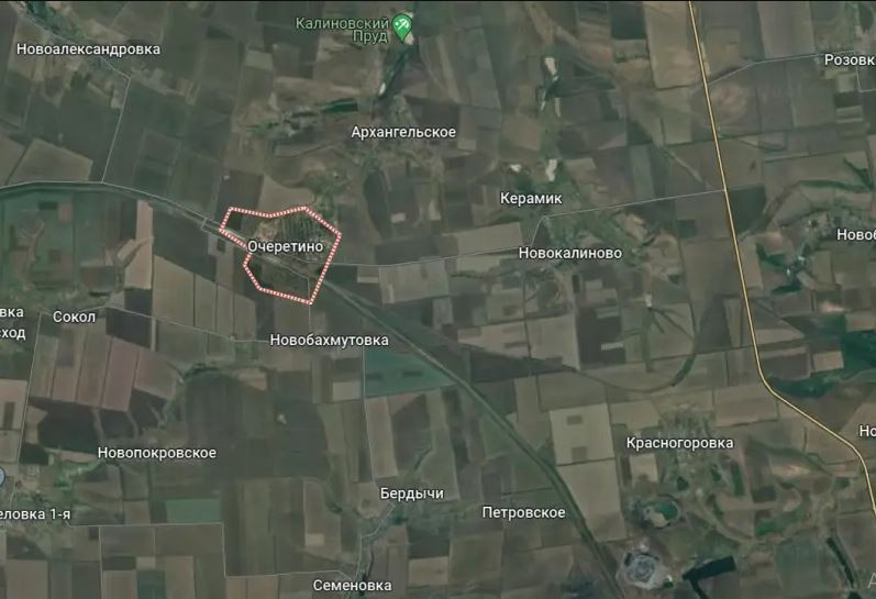 Vào ngày 23/4, phóng viên quân sự Nga, Yury Kotenok đã viết trên kênh Telegram của mình về việc quân Nga chiếm làng Ocheretino và cho rằng, việc họ chiếm được làng Ocheretino có ý nghĩa quan trọng. Hiện quân Nga đã giành được chỗ đứng vững chắc và đẩy lùi các cuộc phản công của Ukraine. 