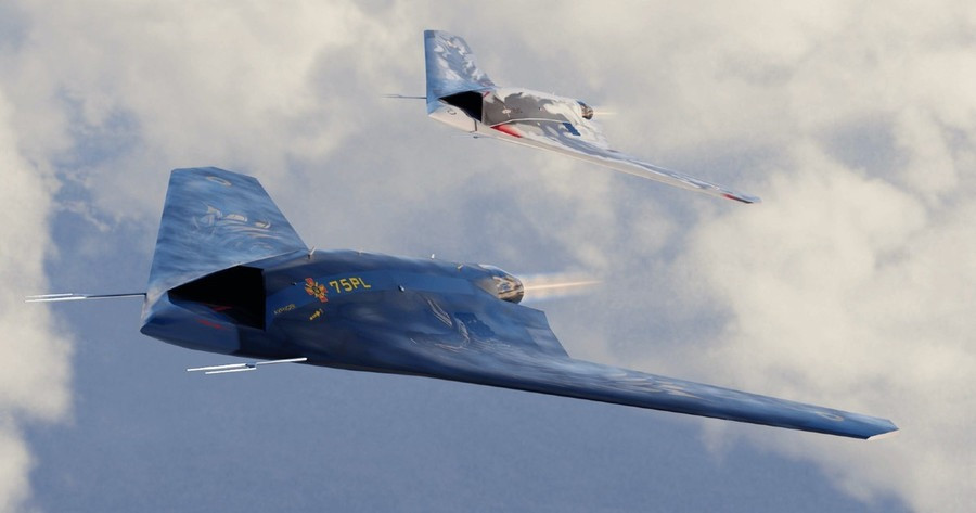 Một chiến thuật tiềm năng khác cho phương án này, đó chính là sự phối hợp giữa Su-57 và các phương tiện khác, bao gồm UAV hạng nặng như Okhotnik và máy bay chiến đấu khác. Trong kịch bản này, Su-57 có thể hoạt động như một trung tâm chỉ huy, sử dụng các cảm biến tiên tiến và hệ thống tác chiến điện tử, để hỗ trợ các cuộc tấn công bằng vũ khí siêu thanh. 