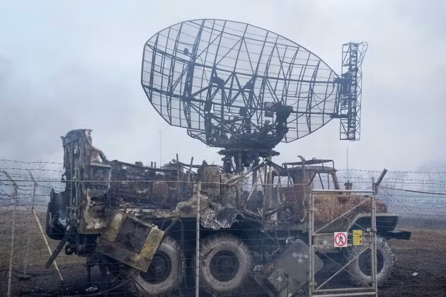 Theo giải thích của phía Nga, điều này có nghĩa là Quân đội Nga sẽ tiếp tục ở trong các vùng lãnh thổ Ukraine do Nga kiểm soát; nhưng sẽ giảm các hoạt động tấn công của họ, để không làm “sợ hãi” giới lãnh đạo Kiev. 