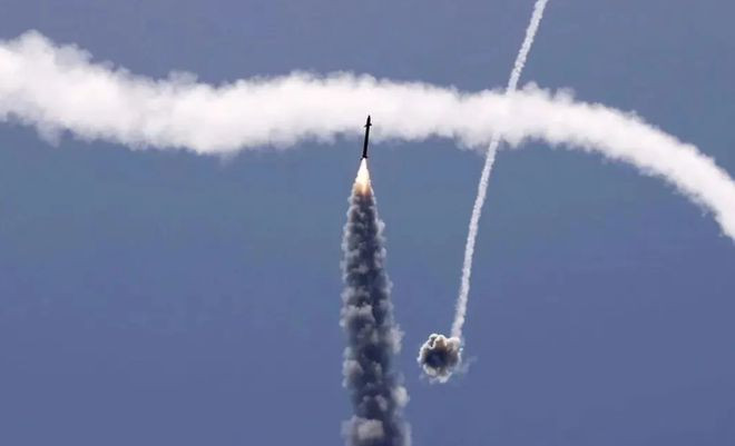 Đánh giá từ những con số mà phía Ukraine công bố, tỷ lệ thành công của các trận chiến đấu phòng không và phòng thủ tên lửa của quân đội Ukraine, có thể được mô tả là "cao một cách đáng kinh ngạc"; khi tỷ lệ đánh chặn thành công tới 54,7% (?). 