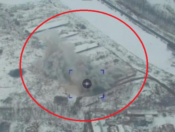 Tất nhiên, việc Quân đội Nga tấn công thành công vào các công sự ngầm như vậy, phụ thuộc rất lớn vào việc nắm bắt chính xác bản vẽ thiết kế và nắm được thông tin vị trí quan trọng của nó. Điều này cũng dễ hiểu, vì nhà kho này được xây dựng dưới thời Liên Xô.