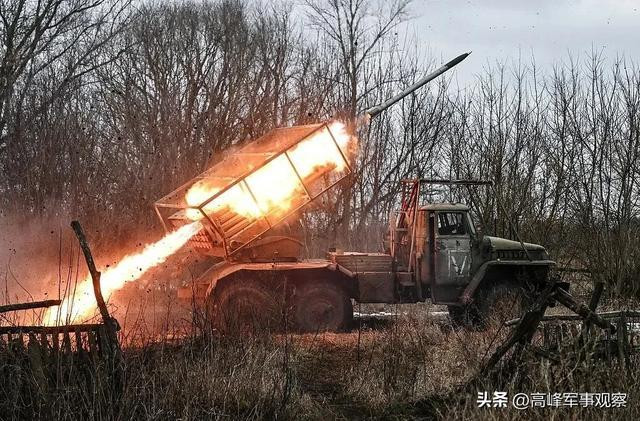 Những bất lợi của Ukraine khi kéo dài cuộc chiến với Nga Nhung bat loi cua Ukraine khi keo dai cuoc chien voi Nga