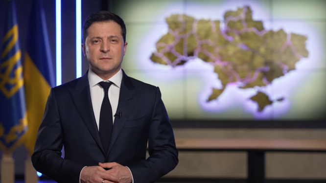 Những thiệt hại trên chiến trường đã khiến Tổng thống Ukraine Volodymyr Zelensky phải cầu xin các nước châu Âu cung cấp máy bay cũ từ thời Liên Xô sản xuất, một vấn đề được Tổng thống Zelensky nhấn mạnh trong cuộc gọi trực tuyến hôm 10/3 với các nhà lập pháp Mỹ.