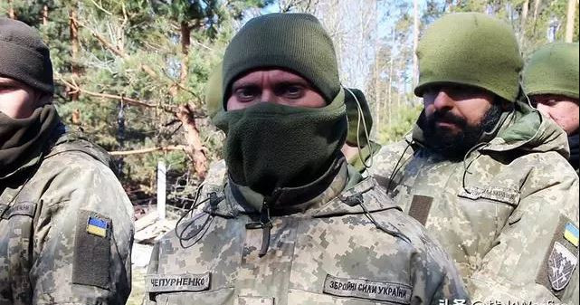 Quân đội Ukraine đang thiếu vũ khí nghiêm trọng, vụ tấn công phá hủy 10.000 tấn đạn dược chắc chắn sẽ ảnh hưởng đến khả năng phòng thủ của quân đội Ukraine ở Bakhmut, cũng như ngăn cản hoặc ít nhất là làm chậm bước phản công của Quân đội Ukraine.