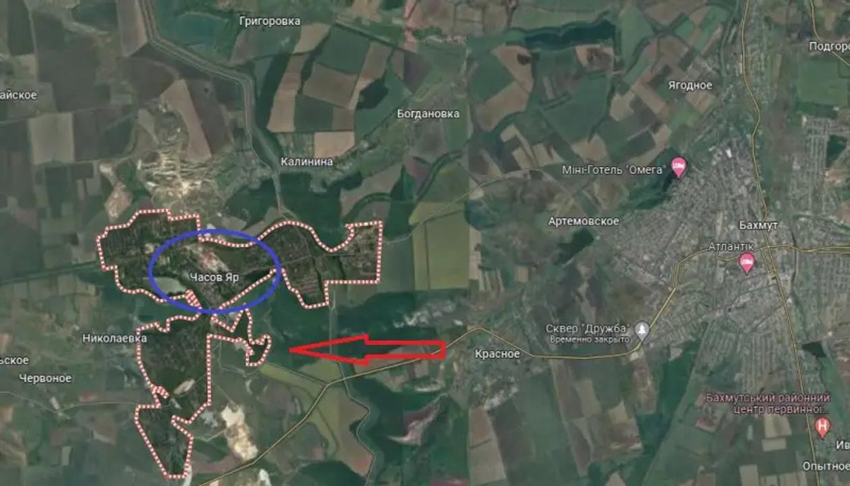 Theo chiến lược phòng thủ của Ukraine và được các cố vấn quân sự NATO ủng hộ, Chasov Yar có giá trị chiến lược sánh ngang với Bakhmut và Avdiivka. Do đó, sau khi Quân đội Ukraine bị đánh bại tại Avdiivka, họ bắt đầu tăng cường khả năng phòng thủ ở Chasov Yar.