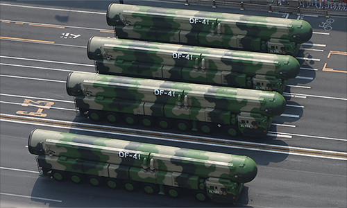 Nếu Trung Quốc có được tiếng nói trước Mỹ theo cách của người Nga, trước tiên Bắc KInh phải cân nhắc sức mạnh hạt nhân của chính mình. Các chuyên gia phân tích quân sự đánh giá, muốn sánh ngang sức mạnh hạt nhân của Mỹ, Trung Quốc cần có 1.000 tên lửa vượt đại châu DF-41; điều này hoàn toàn có cơ sở.