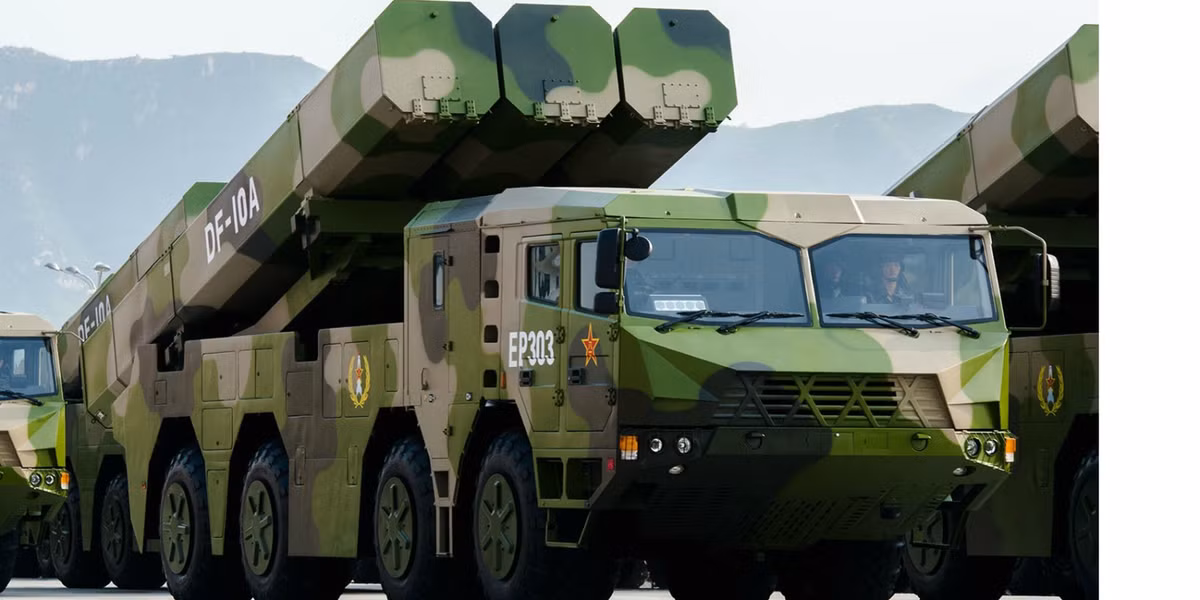 Khi Quân đội Trung Quốc rất muốn có khả năng "kiểm soát mặt đất, trên không" và "kiểm soát mặt đất, trên biển" như cách Mỹ đã làm được ở Trung Đông hay giống với cách mà Nga đã từng làm ở Checnya. Tuy nhiên, các loại vũ khí hiện đại mà Bắc Kinh đang sở hữu, lại chưa từng được thực chiến, còn binh lính Trung Quốc, cũng không có kinh nghiệm thực chiến.