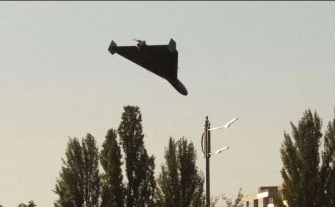 Chiến lược phòng không của Ukraine đã có tác dụng trong một thời gian, nhưng sau đó, quân đội Nga đã thích nghi với hoàn cảnh và bắt đầu sử dụng UAV tự sát như Geran-2 với số lượng lớn, để áp đảo hệ thống phòng không của Ukraine.