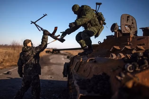 Không lâu trước nửa đêm ngày 8/11, các đơn vị của Quân đội Ukraine tại khu vực vùng đệm giáp nước cộng hòa nhân dân Donetsk (DPR) tự xưng, đã tổ chức một cuộc tiến công mới, nhằm chiếm khu định cư Novaya Maryevka của DPR.