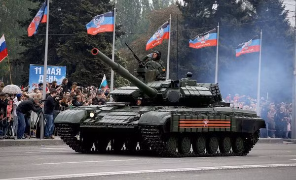 Nhưng theo phân tích của các chuyên gia, cũng có khả năng thiệt hại của số xe tăng T-72B2 của dân quân LPR không đáng kể, lý do là những xe tăng này có vỏ thép dày, nên trừ vũ khí chống tăng chuyên dùng, mới có thể phá hủy xe; còn các loại pháo bắn cầu vồng, khó có thể gây thiệt hại lớn.