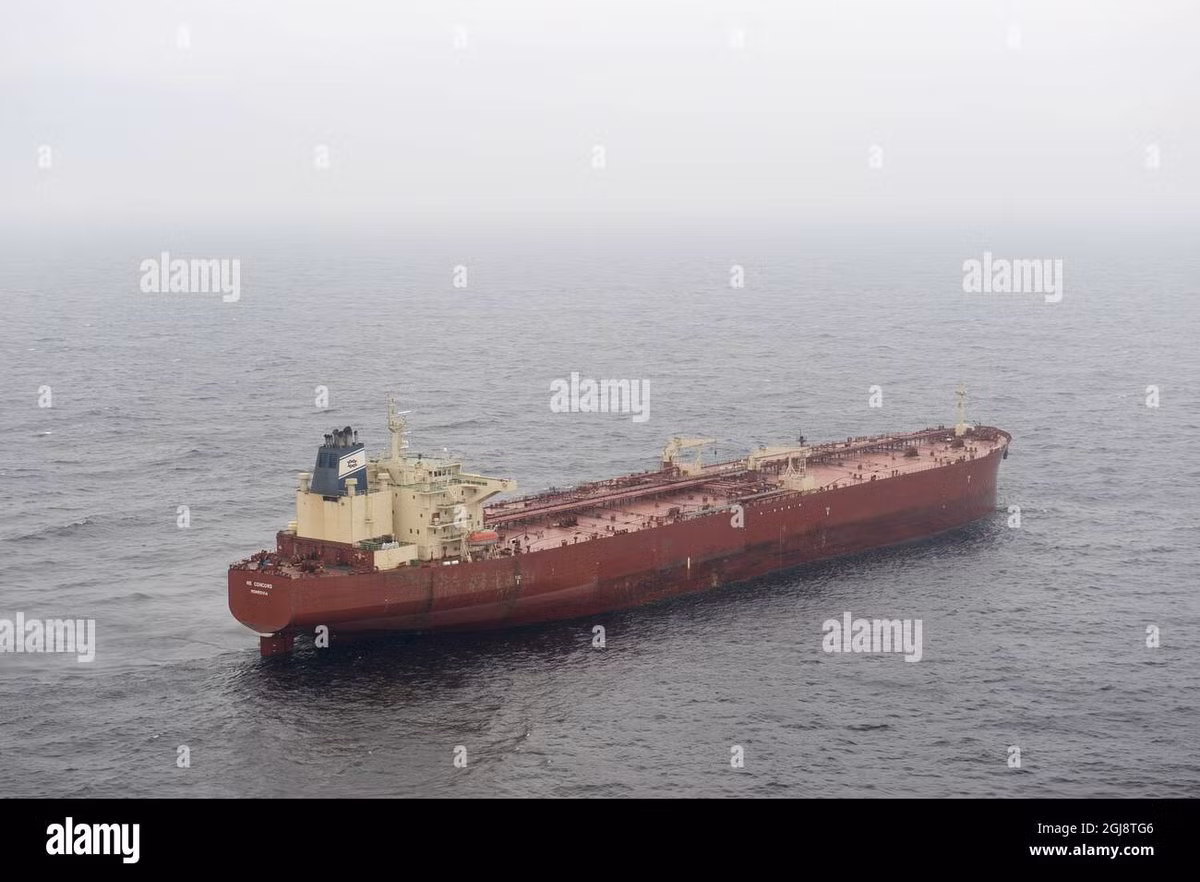 Theo truyền thông của Nga tiết lộ: Nơi an toàn của thủy thủ là khoang radar, trong đó có dự trữ đủ lương thực, nước uống và hệ thống thông tin liên lạc. Cửa phòng của khoang được thiết kế từ trước, chỉ có thể mở ra từ bên trong.