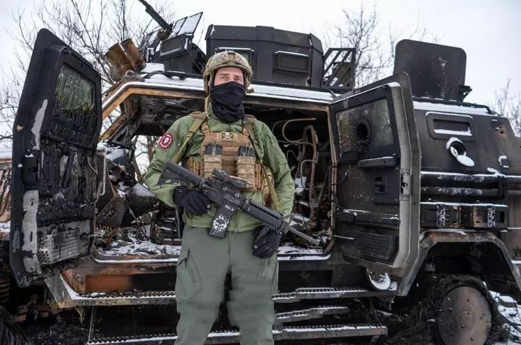 Do đó, quân đội Nga và lính đánh thuê Wagner giờ đây phải chiến đấu khó khăn hơn, chấp nhận một tổn thất lớn hơn về nhân mạng và khí tài quân sự, để đạt được mục đích cuối cùng. Không loại trừ khả năng, nhiều thành phố khác quanh Bakhmut cũng có hệ thống ngầm tương tự, và điều này chắc chắn sẽ gây khó dễ cho quân đội Nga trong tương lai. 