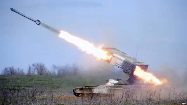 Ngay cả khi đối phương có thể sống sót trong nhiệt độ cao, thì họ cũng sẽ chết ngạt do cạn kiệt oxy trong không khí (do đạn nhiệt áp khi cháy đã đốt hết oxy) và sự thay đổi mạnh mẽ của áp suất không khí.