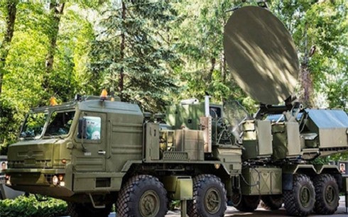 Trong tất cả các khả năng, những điều này khác xa với mọi trường hợp, vì chỉ các nguồn bức xạ điện từ mạnh, mới được vệ tinh ghi lại trong một dải tần số nhất định. Tuy nhiên vẫn chưa rõ Quân đội Nga triển khai tại khu vực biên giới bao nhiêu tổ hợp tác chiến điện tử. 