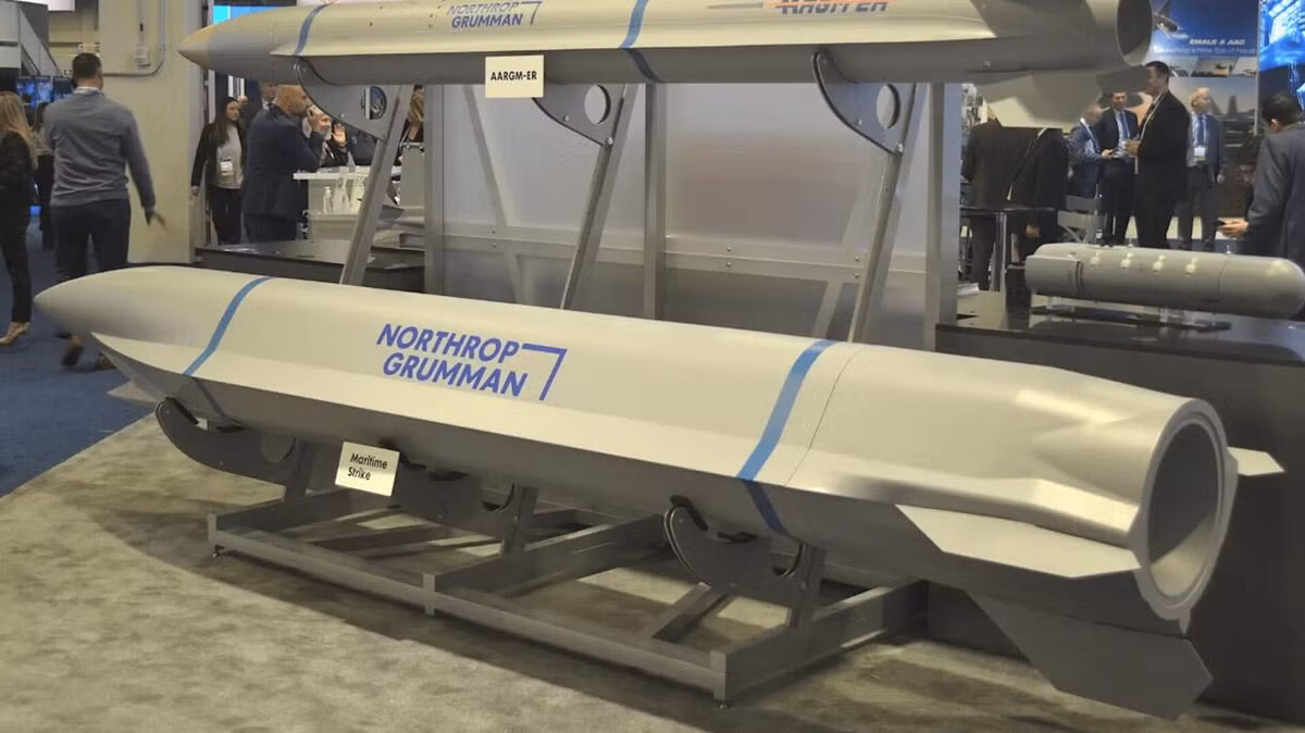 Việc trao đổi dữ liệu giữa tên lửa AGM-88G và máy bay phóng có thể diễn ra ngay tại thời điểm tên lửa tấn công mục tiêu. Điều này giúp phi hành đoàn biết liệu tên lửa có bị trượt hay trúng mục tiêu hay không. 