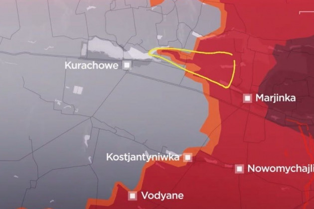 Cũng trên hướng mặt trận Donetsk, hiện cứ điểm Kurakhovo cũng đang ở trong tình trạng báo động. Theo chuyên gia phân tích Julian Röpke trên tờ Bild của Đức, Quân đội Nga chỉ còn cách thành phố Kurakhovo 2 km. Röpke cho biết, điều này xảy ra sau một cuộc đột phá thành công vào đầu tháng 10, khi Quân đội Nga nắm quyền kiểm soát làng Ostrovskoye, tạo cơ hội cho họ tiếp cận hồ chứa Kurakhovskoye. 