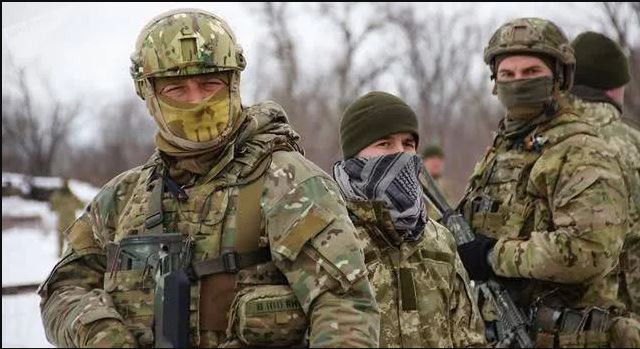 Trước khi đến Zaporizhia, Lữ đoàn 128 từng chiến đấu ở tỉnh Lugansk trong giai đoạn đầu chiến sự và góp mặt trong chiến dịch phản công ở miền nam Ukraine cuối năm 2022. Đơn vị này được điều động tới mặt trận Zaporizhzhia để tham gia cuộc phản công do Kiev phát động từ đầu tháng 6. 