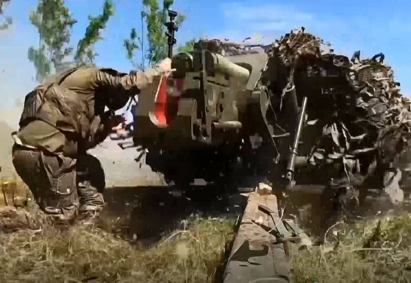 Xe tăng Challenger 2 ra quân, xuất hiện trên hướng Zaporozhye - Hình 3 Xe tang Challenger 2 ra quan, xuat hien tren huong Zaporozhye-Hinh-3