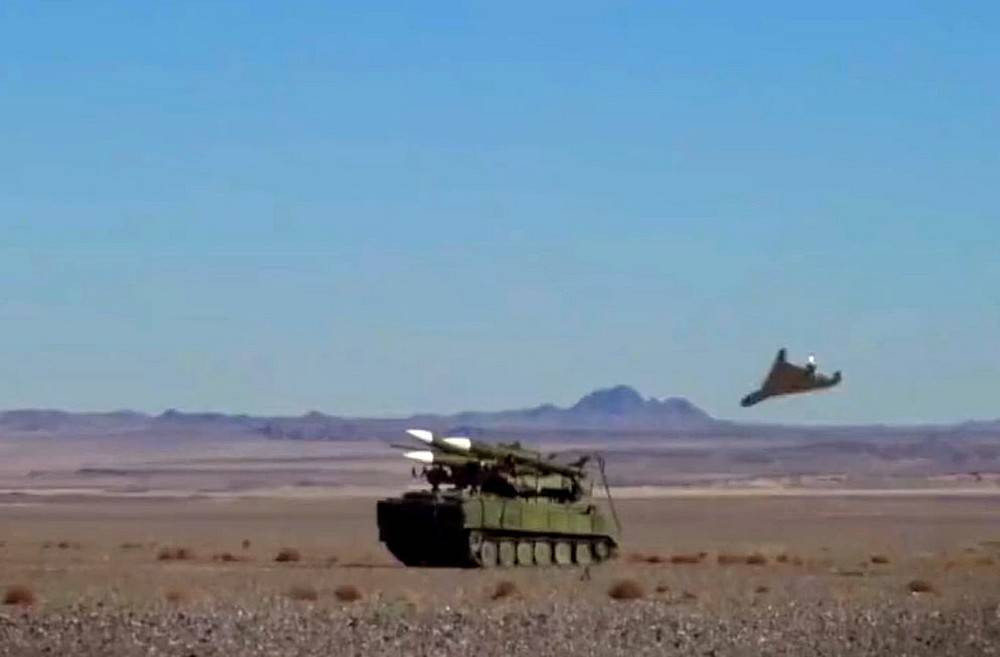 Tư duy tác chiến với UAV thay đổi chóng mặt từ Ukraine - Hình 2 Tu duy tac chien voi UAV thay doi chong mat tu Ukraine-Hinh-2