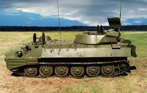 Trong trận chiến diễn ra ở miền đông Ukraine cách đây 7 năm, ít nhất phương tiện radar SNAR-10M1 rõ ràng đã giúp Nga thu được kết quả to lớn. Nếu xung đột bùng phát một lần nữa giữa hai bên, dự kiến sẽ có thêm nhiều hệ thống radar SNAR-10M1 được nhìn thấy tại khu vực này. Nguồn ảnh: Foxt.