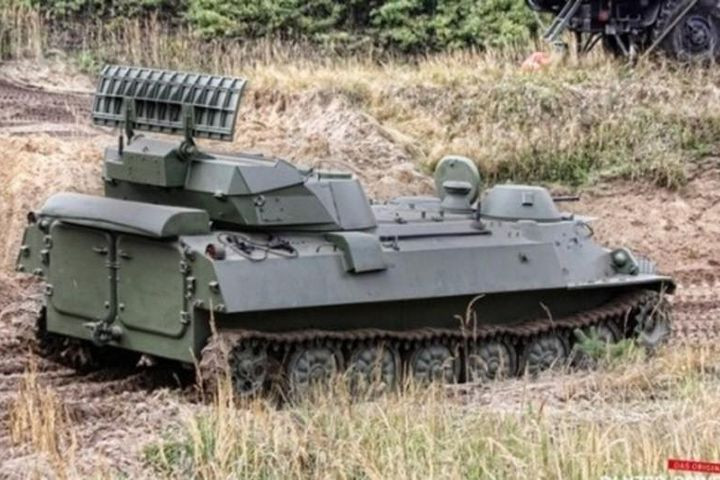 Theo thông tin, radar SNAR-10M1 còn có thể thực hiện nhiều nhiệm vụ hơn; Bộ Quốc phòng Nga giải thích rằng, ngoài trinh sát phát hiện các trận địa pháo binh, súng cối của đối phương, radar SNAR-10M1 còn được thiết kế để phát hiện các mục tiêu di động trên mặt đất và trên không.