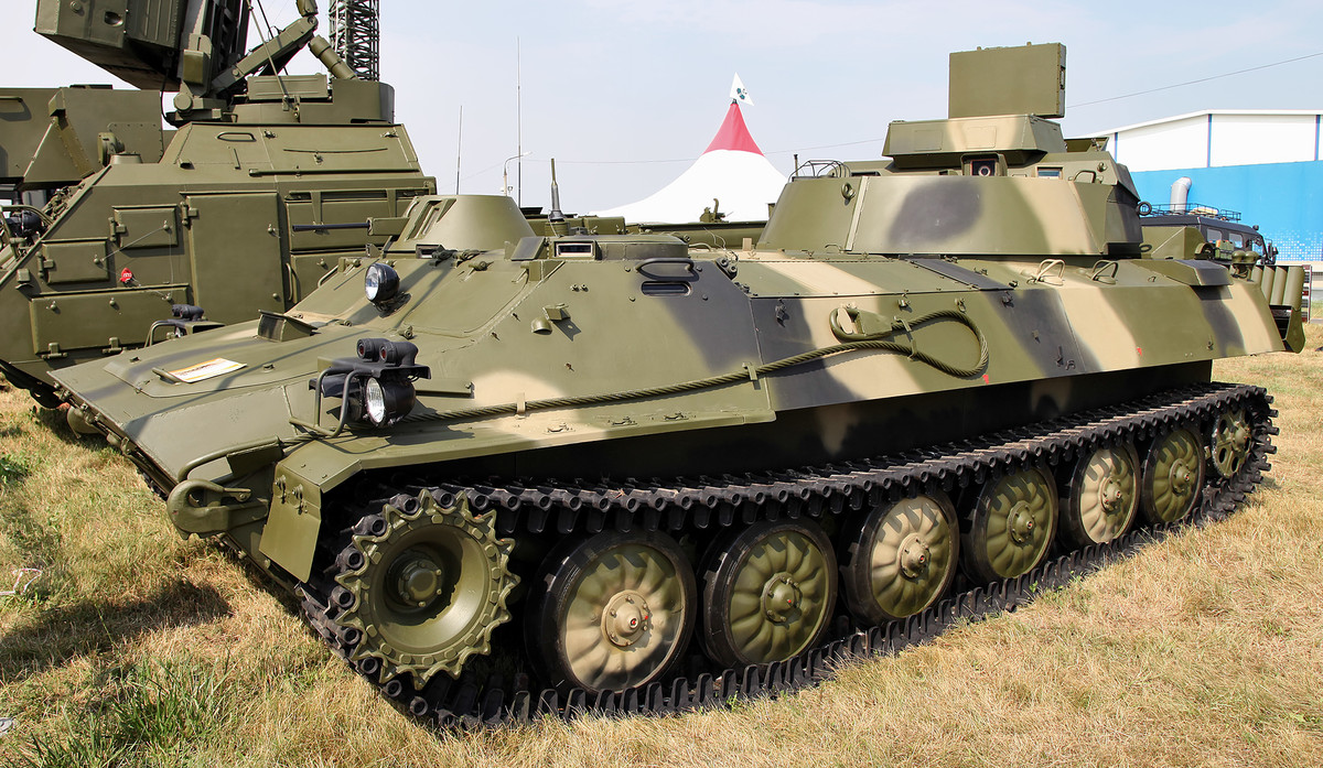 Do đó có thể coi radar SNAR-10M1 là một radar nhỏ, chỉ thị mục tiêu tầm ngắn, đối với các mục tiêu mặt đất đang di chuyển; có thể được lắp đặt trên nhiều phương tiện mặt đất khác nhau.