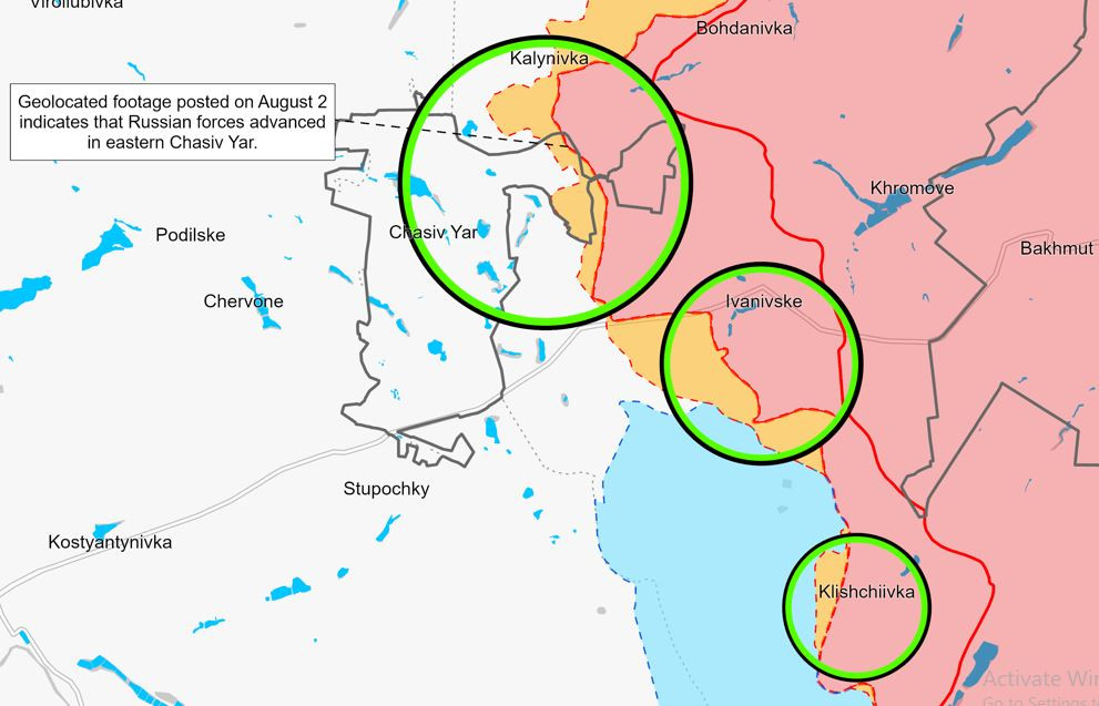 Viện nghiên cứu chiến tranh Mỹ (ISW) thừa nhận rằng quân Ukraine đã rút khỏi làng Kleshcheevka (phía đông nam Chasov Yar) và các đơn vị của Nga đang củng cố các vị trí của họ trong khu vực này. Ngôi làng này từ lâu đã trở thành “biểu tượng của sự bất khả xâm phạm” về phòng thủ của Ukraine, và việc mất ngôi làng này đã giáng một đòn mạnh vào tinh thần của quân Ukraine. (Nguồn ảnh: ISW, Ukrinform, Sputnik, Alamy).