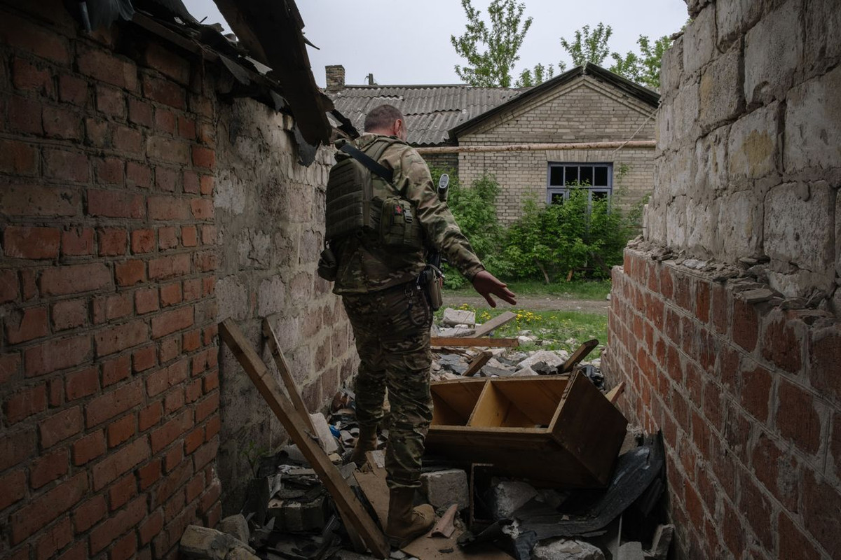 Một khi quân Ukraine phòng thủ ở Chasov Yar bị đánh bật ra khỏi những tòa nhà này, họ sẽ mất đi vị trí phòng thủ quan trọng; vì chỉ với hỏa lực nhẹ trong tay, họ sẽ không thể ngăn cản bước tiến của quân Nga.