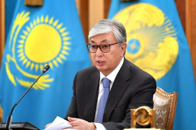Hiện tại tình hình ở Kazakhstan vẫn vô cùng bất ổn, mặc dù các cuộc biểu tình đang tạm lắng. Tổng thống Kazakhstan Kassym-Zhomart Tokayev đã phải tuân theo yêu cầu của những người biểu tình, khi giải tán toàn bộ chính phủ Kazakhstan.