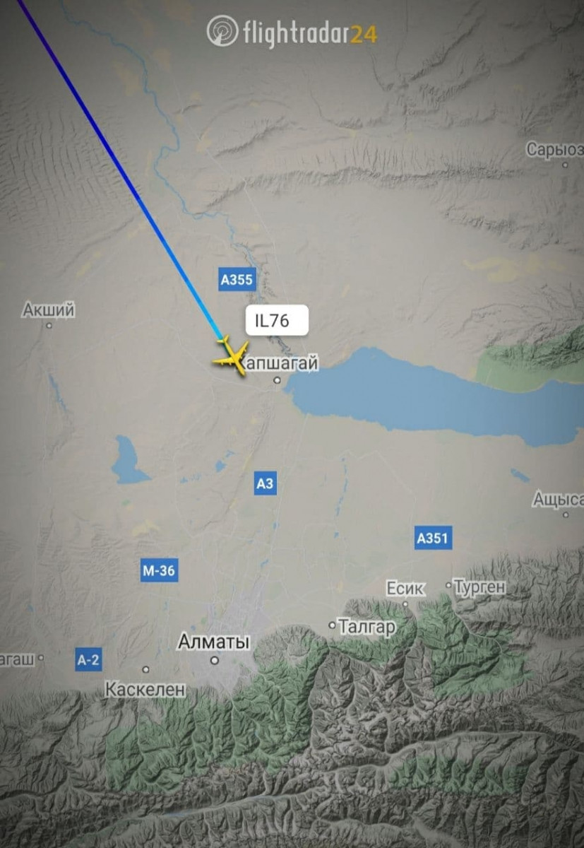 Trong bối cảnh đó, Tổng thống Kazakhstan Tokayev quyết định bắt đầu chuyển quân số bổ sung, tới các thành phố có xu hướng bạo loạn nhất của đất nước, bằng máy vận tải bay quân sự; điều này cho thấy sự mất kiểm soát hoàn toàn đối với tình hình. 