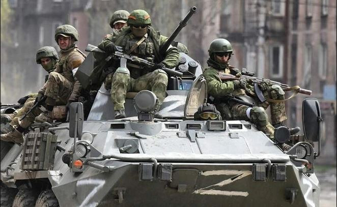 Lý do cũng rất đơn giản, Ukraine cũng là một đối thủ tầm cỡ và cuộc chiến ở Ukraine đó là một cuộc chiến tổng lực. Với một cuộc chiến như vậy, việc chỉ trông chờ vào các lực lượng “tinh nhuệ” là không đủ. Do vậy ưu thế về quân số vấn hết sức quan trọng trong chiến tranh hiện đại. 