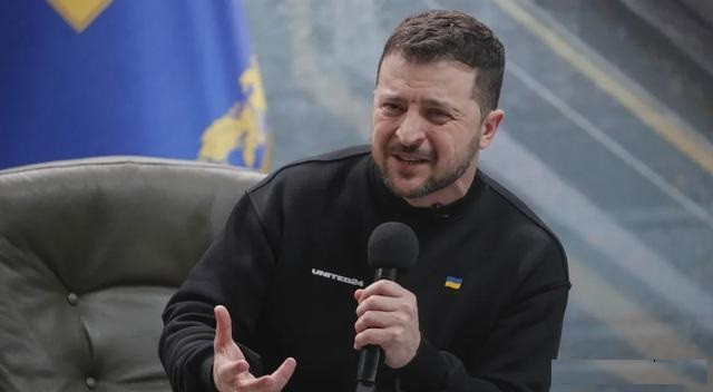 Tuy nhiên theo các nhà phân tích, Tổng thống Zelensky cần tiếp tục “chờ đợi” sự hỗ trợ từ phương Tây; nhưng các cuộc không kích của Nga sẽ “không chờ đợi”.