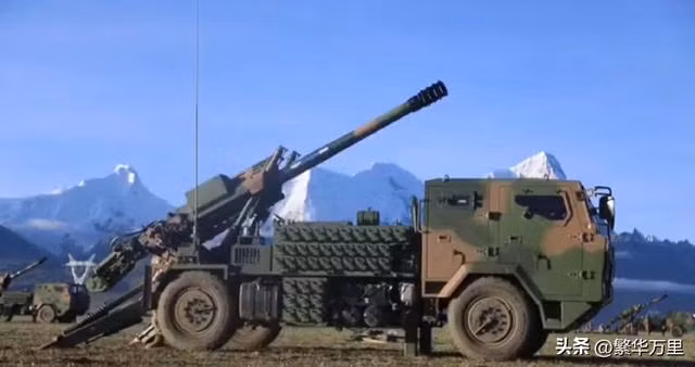 So với pháo xe kéo truyền thống, nhiều loại pháo tự hành 122mm của Trung Quốc có lợi thế cơ động rất rõ ràng, đó là xe nhỏ, di chuyển nhanh và khả năng vượt địa hình mạnh. Thậm chí có thể phát huy tác dụng lớn khi chiến đấu ở các khu vực núi cao, như khu vực phía Tây Trung Quốc.