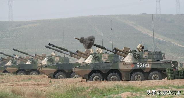 Các loại pháo cỡ nòng 122mm của Trung Quốc có tầm bắn rất giống nhau, trọng lượng toàn bộ viên đạn khoảng 21,7 kg. Khi bắn đạn pháo thông thường với tầm bắn tối đa 16 km, các loại đạn tăng tầm với tầm bắn tối đa 27 km và tốc độ bắn tối đa từ 6 đến 8 phát mỗi phút.