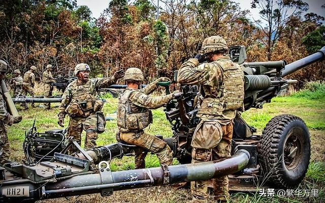 Lấy nhiều loại pháo 105mm của Mỹ làm ví dụ, đạn pháo nặng khoảng 15 kg, tầm bắn tối đa với đạn pháo thông thường là 11,5 km; nếu dùng đạn tăng tầm, tầm bắn tối đa khoảng 15 km và tốc độ bắn tối đa 10-12 phát/phút. Có thể thấy có sự chênh lệch rõ ràng về tầm bắn và sức công phá giữa đạn 105 và 122mm. Pháo 105 mm chỉ có lợi thế về tốc độ bắn và tính linh hoạt. 