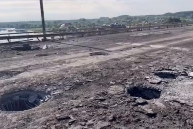 Còn theo thông tin được phóng viên quân sự Nga Rudenko ở Kherson cho biết, quân đội Ukraine đã tiến hành các cuộc tấn công tên lửa lớn vào khu vực thành phố Kherson và các vùng phụ cận suốt đêm 21/10. Các thông tin về danh sách nạn nhân hiện đang được chính quyền Kherson cập nhật.