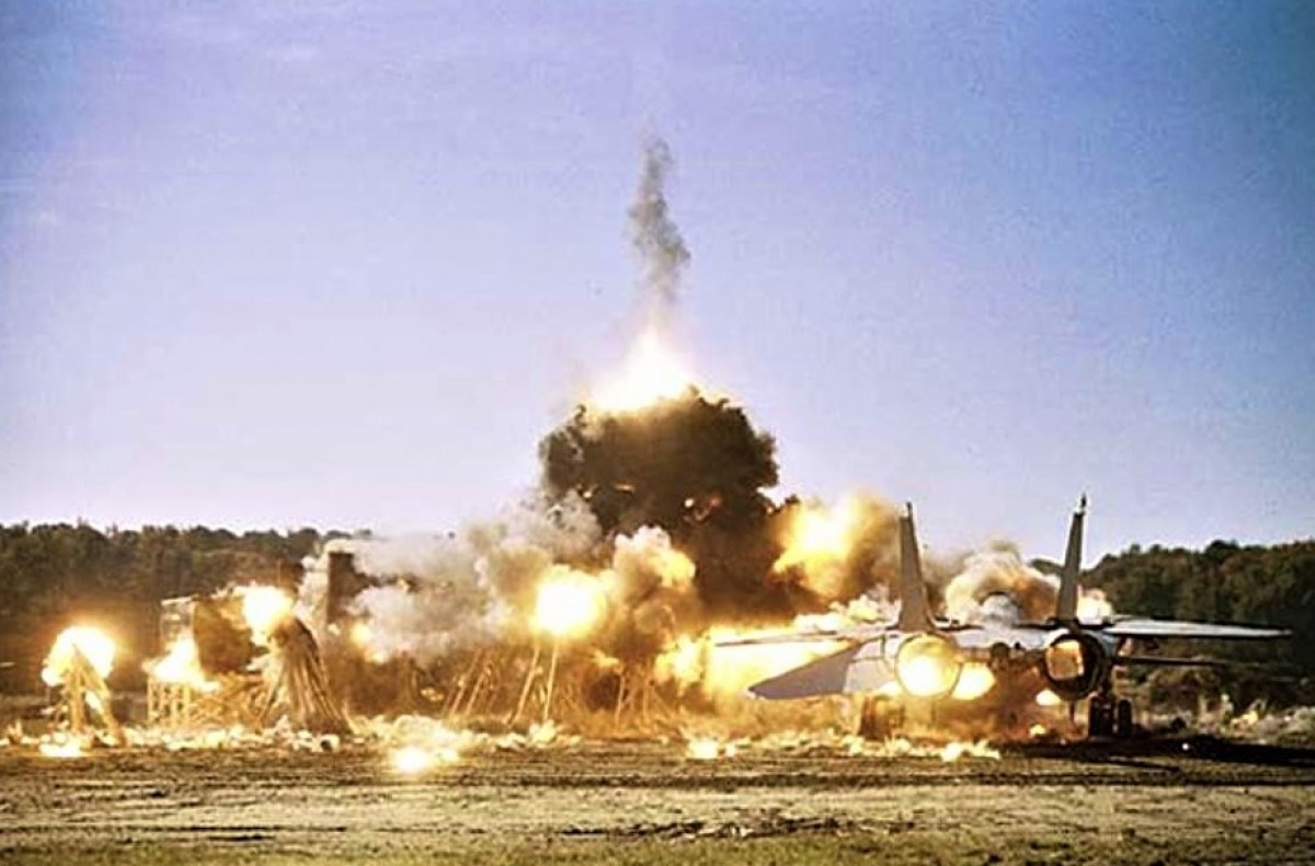 Nguyên lý làm việc của đầu đạn nhiệt áp là phát tán một chất cháy đặc biệt, tạo thành “đám mây” bao quanh mục tiêu và kích hoạt đám mây, để tạo vụ nổ lớn.