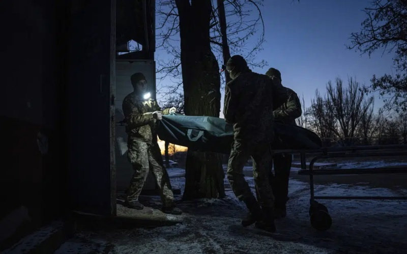 Theo truyền thông Nga, việc phá hủy sở chỉ huy của Quân đội Ukraine ở Vuhledar, đã làm tê liệt chỉ huy với các đơn vị chiến đấu trong khu vực và với Bộ Tư lệnh Miền Đông của Quân đội Ukraine; từ đó làm giảm sự phối hợp giữa các đơn vị Quân đội Ukraine và lính đánh thuê nước ngoài.