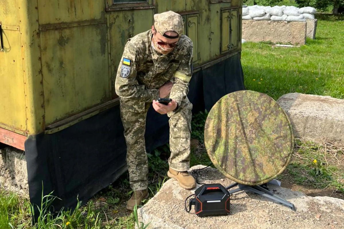 Còn theo truyền thông Nga cho biết, sở chỉ huy của Quân đội Ukraine nằm ở khu vực Vuhledar, thuộc tỉnh Donetsk, miền Đông Ukraine, đã bị quân Nga phá hủy bởi một cuộc tấn công có độ chính xác cao, bằng cách sử dụng đạn pháo dẫn đường Krasnopol. 