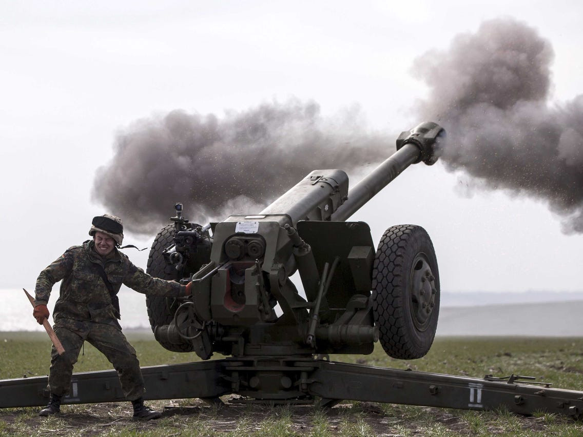 Hiện nay phía Ukraine không có loại UAV nào có khả năng quan sát ban đêm, trừ loại UAV TB2 nhập của Thổ Nhĩ Kỳ; gần đây có một chiếc UAV TB2 xuất phát từ sân bay Nikolayev vào ban đêm, và ngay trong đêm đó, có nhiều cuộc pháo kích của phía Ukraine vào một số khu vực lãnh thổ của DPR. Nguồn ảnh: Topwar.