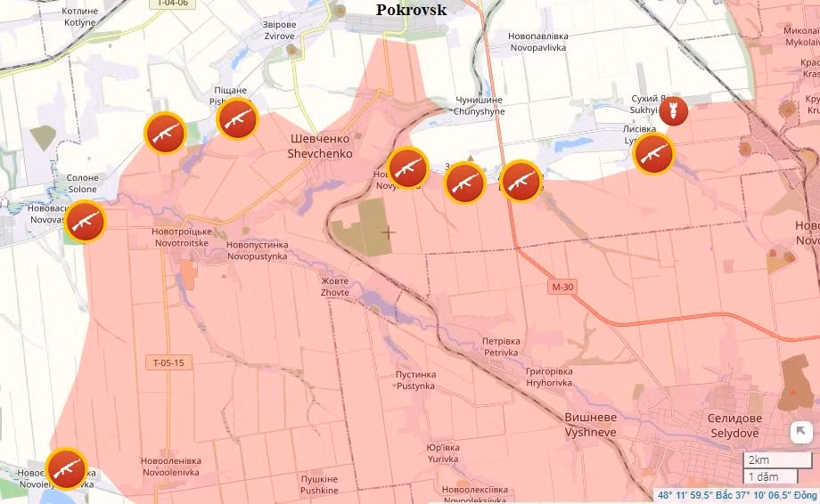 Hiện các trận đánh giằng co chủ yếu diễn ra ở các làng phía nam Pokrovsk, dọc theo trục đường T-0515, từ Pokrovsk tới đường cao tốc H15 Kurakhove-Zaporozhye, bên trong làng Peschanoye, đến ga xe lửa Chunishino (đông nam Pokrovsk) và phía tây nam của làng Shevchenko, dọc theo đường sắt.