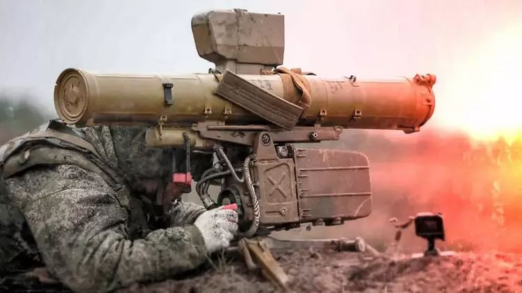 Mặc dù mặt vẫn trong thế bế tắc, nhưng sự đột phá nhanh chóng của hai cánh quân phía bắc và phía nam của Nga, ngay lập tức làm thay đổi cục diện cuộc đọ sức trên chiến trường giữa hai bên. Trong chốc lát, những điều kiện cơ bản để quân đội Ukraine bảo vệ thành phố nhanh chóng bị mất đi. 