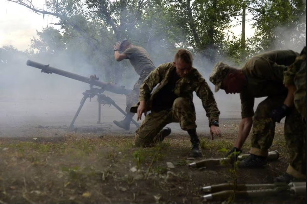 Sau khi tiến vào thành phố, lực lượng xung kích của quân Nga đã đọ súng ác liệt với quân phòng thủ Ukraine trên cây cầu gần phố Sobornaya. Đây là lần đầu tiên, quân đội Nga thực sự tiến vào thành phố, kể từ khi nối lại cuộc bao vây Avadivka vào ngày 10/10. 