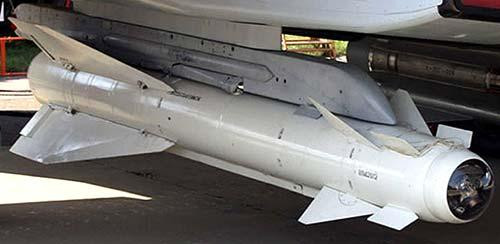 Năm 1999, Không quân Nga được trang bị loại tên lửa Kh-29T mới, sử dụng động cơ và hệ thống dẫn đường cải tiến, độ chính xác khi tấn công được cải thiện đáng kể. Kể từ đó, Nga đã liên tục phát triển nhiều phiên bản tên lửa Kh-29 khác nhau, bao gồm Kh-29TE, Kh-29L, Kh-29MP, v.v. 