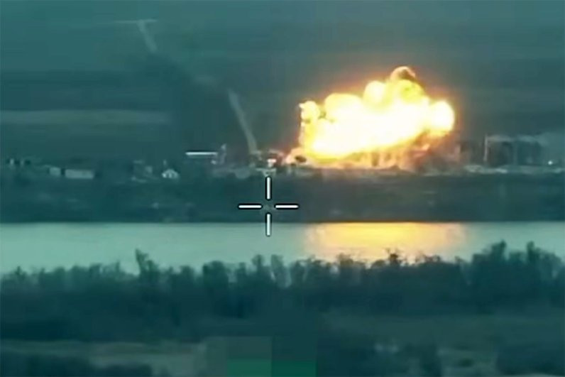 Bom nhiệt áp làm ap suất giảm mạnh, khiến nhiều xe bọc thép gần đó bị lật, môi trường không khí thiếu oxy khiến lính Ukraine trên xe khó thở và mất khả năng chiến đấu. Chỉ tính riêng trong trận chiến đấu này, RFAF đã phá hủy thành công 150 xe bọc thép của AFU bằng vũ khí nhiệt áp, giáng đòn “tàn phá” vào lực lượng bọc thép của Ukraine.