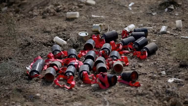 Vào giữa mùa hè vừa qua, khi Washington chính thức công bố việc cung cấp đạn chùm cho Ukraine, sau đó cường độ sử dụng đạn chùm của Ukraine đã tăng lên đáng kể, đặc biệt là ở các hướng Kherson, Zaporozhye và Nam Donetsk; đặc biệt là khi thấy cuộc phản công của họ có dấu hiệu đình trệ.